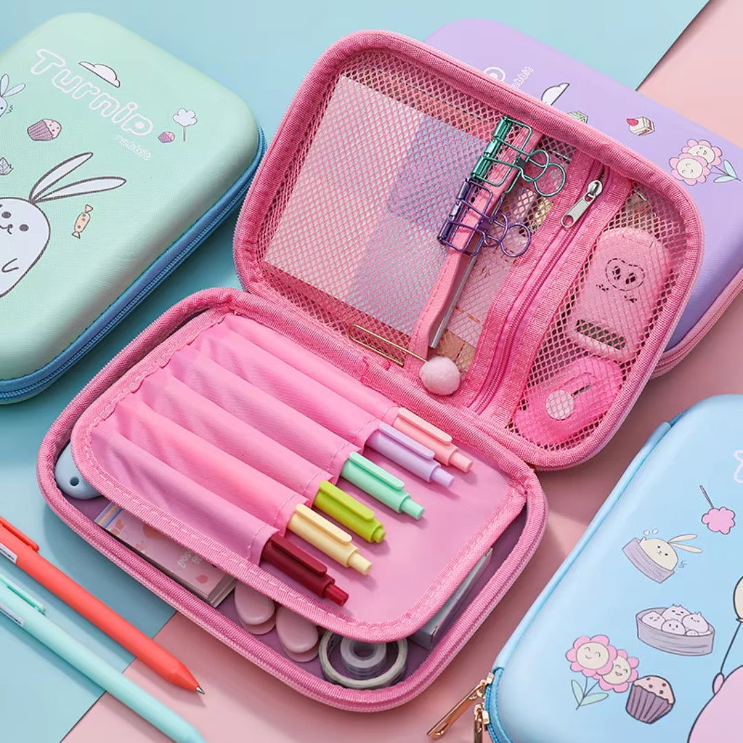 3D Cartoon Design Plastic Hardtop Pencil Case Assorted Design (Pack of 1)