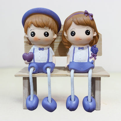 Sweet Love Couple Sitting on Bench Figurine – Hanging Legs Dolls  (Pack of 1)